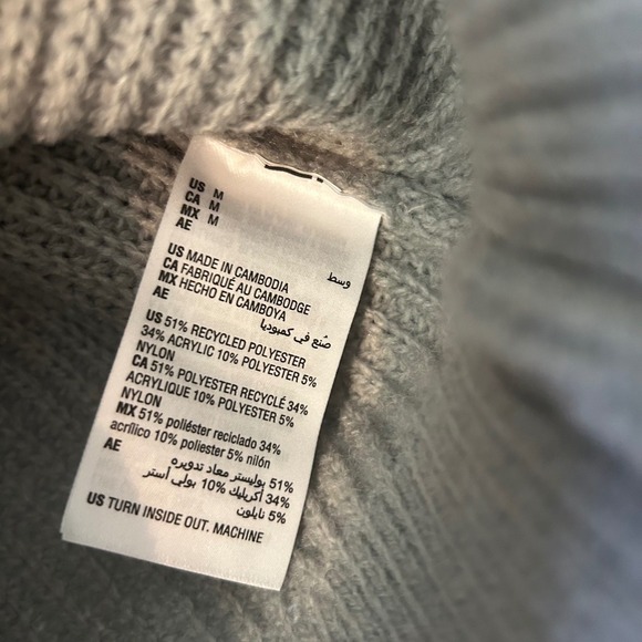 INC International Concepts Cold Shoulder Turtleneck Sweater Button Detail Size M - Picture 6 of 7